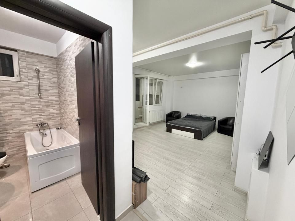 Garsoniera decomandata | mobilata | Militari Residence | etaj 2 – fotografia 10 din 12