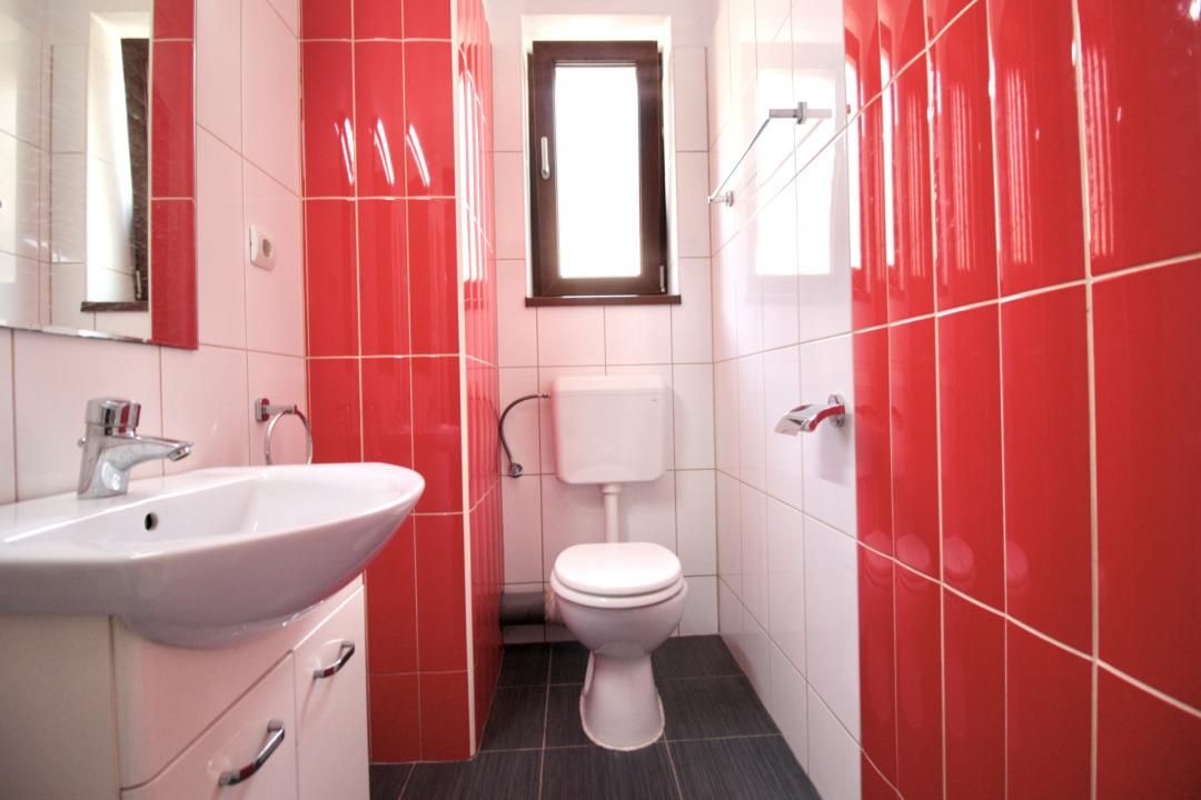 PRELUNGIREA GHENCEA-LIDL, APARTAMENT IN VILA 2010, CURTE 300 MP SI PARCARE! – fotografia 13 din 34