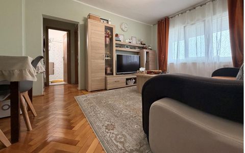 Apartament 3 camere, semidecomandat, 51 mp utili, etaj 7-Timisoara