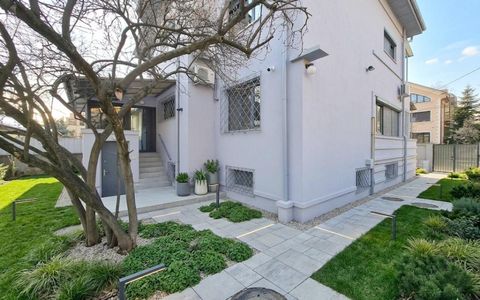 Interbelic Art Deco Villa 440 sqm + Land 566 sqm • Zona Domenii - Casin - 1 Mai