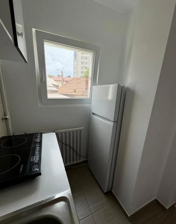 De vânzare – Garsonieră , UMF- Str. Louis Pasteur, Ideală pentru investiți – fotografia 5 din 7