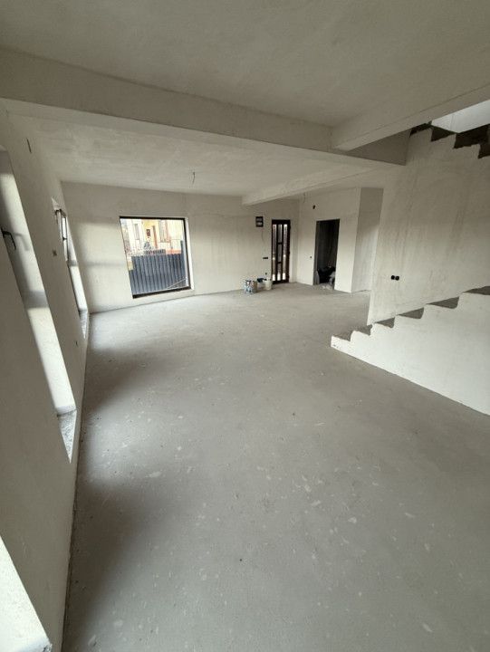 EXCLUSIVITATE !! COM 0% !! De vânzare duplex 4 cam 160 mpu D+P+E str Oasului – fotografia 10 din 31