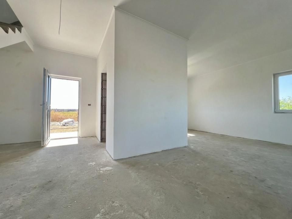 Triplex modern, 4 camere, 103 mp utili, 316 mp teren - Zona Sacalaz – fotografia 4 din 12