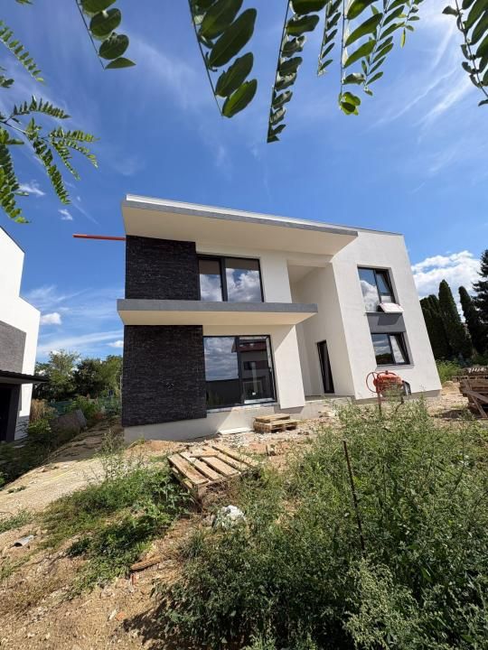 Casă individuală | arhitectură modernă | terasă panoramică | Europa – fotografia 5 din 10