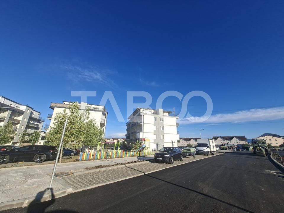 Apartament decomandat de vanzare 2 camere etaj 1 lift balcon bloc nou – fotografia 13 din 14