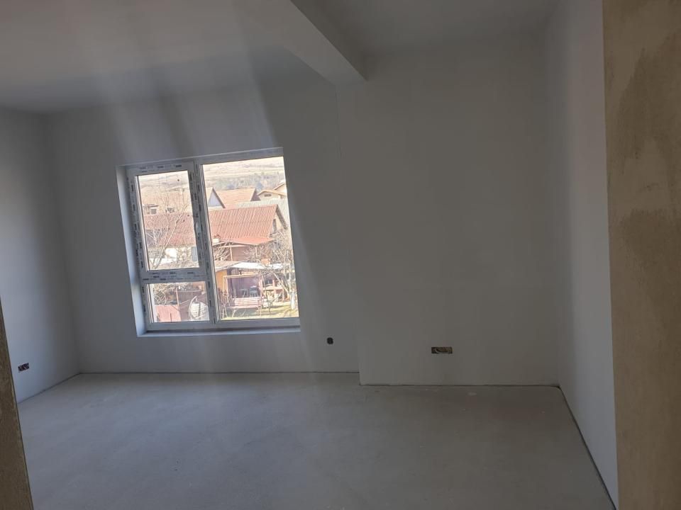 Duplex de vanzare de 130mp teren 216mp zona Floresti Crisan – fotografia 3 din 16