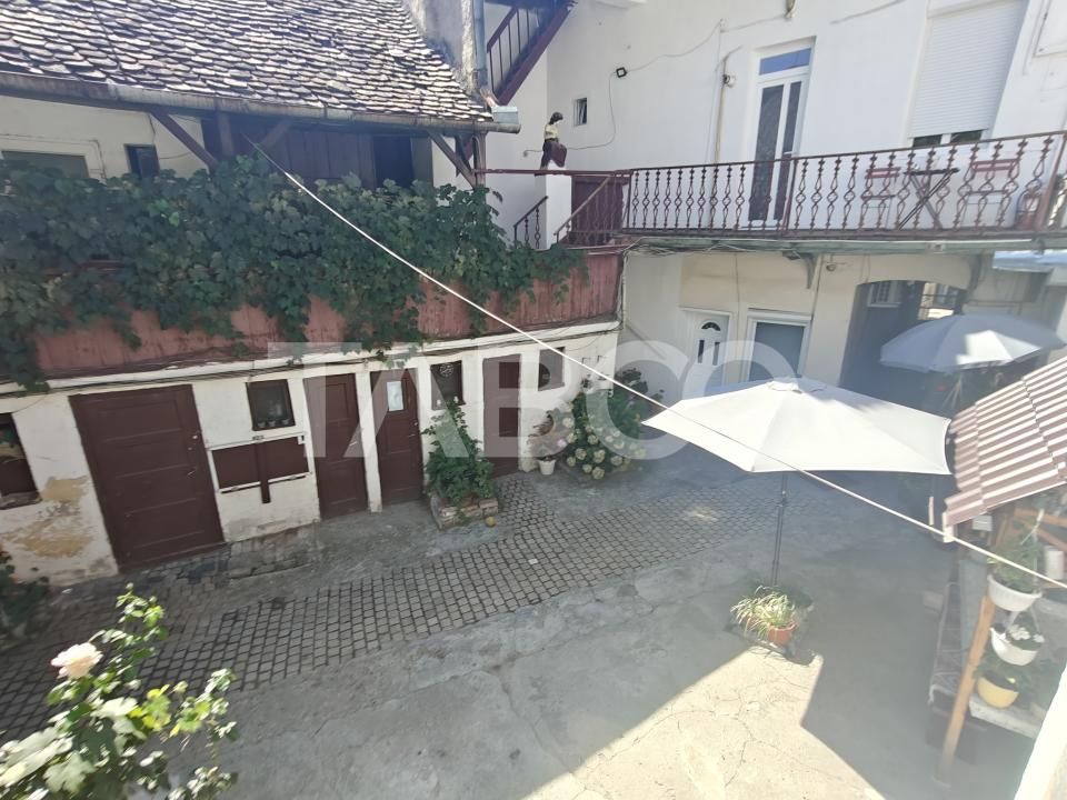 Apartament cu 2 camere si pivnita in Centrul Istoric Sibiu – fotografia 8 din 10