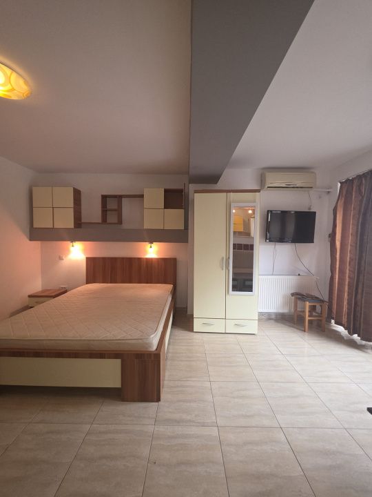 Mamaia Nord -Garsoniera cu curte proprie si loc de parcare – fotografia 3 din 12