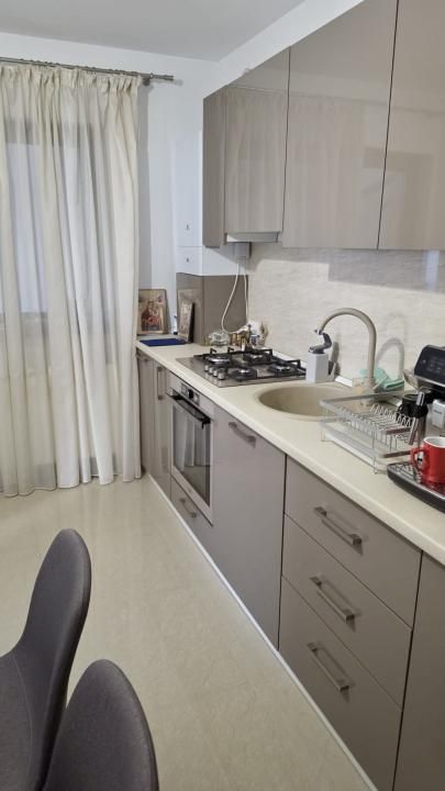 Casă tip duplex de vânzare — zona Capitol, Pitești – fotografia 5 din 12