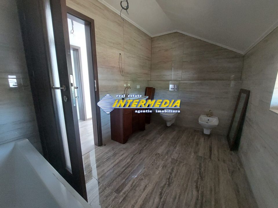 Casa Noua de vanzare Zona Cetate – fotografia 5 din 18