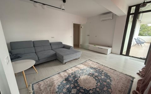 Apartament 3 camere, 126.5 mp, Centru, zona Liceul CFR