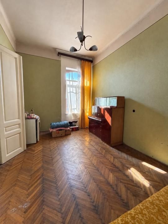 Apartament cu 2 camere de vanzare in Oradea, cladire istorica situat central – fotografia 4 din 7