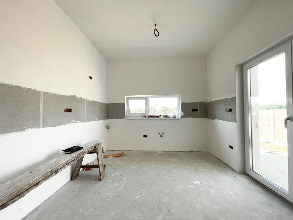 Duplex cu 4 camere, 101mp, despartit prin camera tehnica - Mosnita Noua – fotografia 4 din 12
