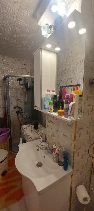 Garsonieră transformată în 2 camere de vânzare în Poarta 6 | Renovată – fotografia 10 din 13