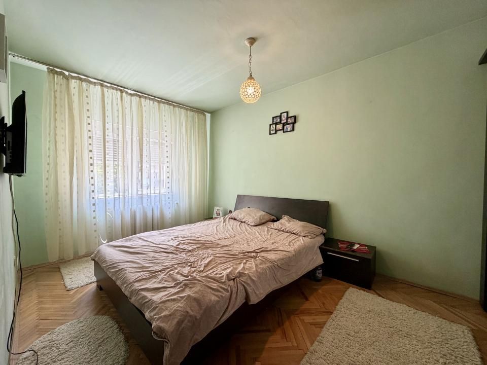 Apartament spatios, 3 camere, 64 mp utili, etaj 2 - Zona Lipovei – fotografia 3 din 11