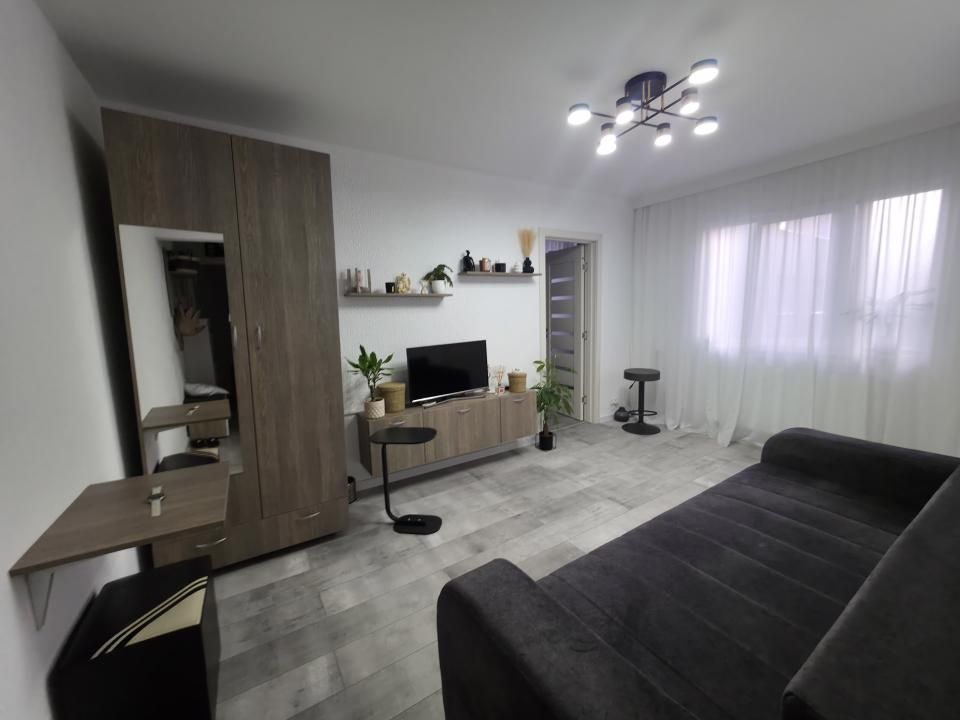 Apartament 2 camere, 38 mp utili, renovat recent, mobilat, etaj 2-Calea Sagului – fotografia 2 din 8