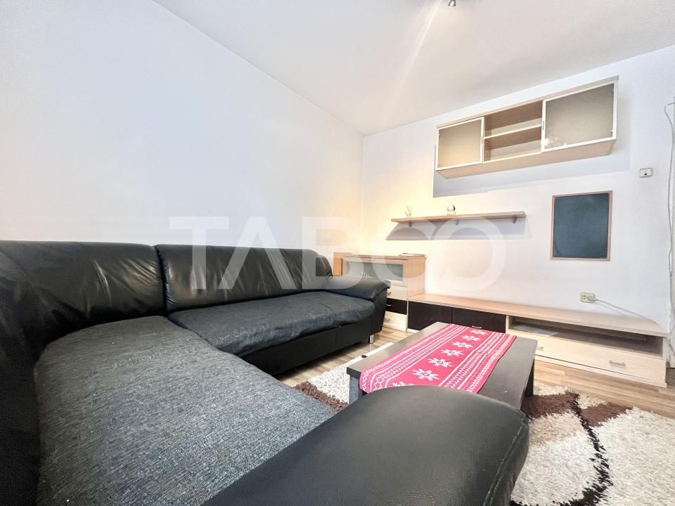 Apartament cu 4 camere de vanzare cu lift etaj intermediar in Manastur – fotografia 2 din 12