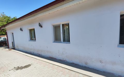 Casa 5 camere, teren 1296 mp, Craiova, zona Brestei