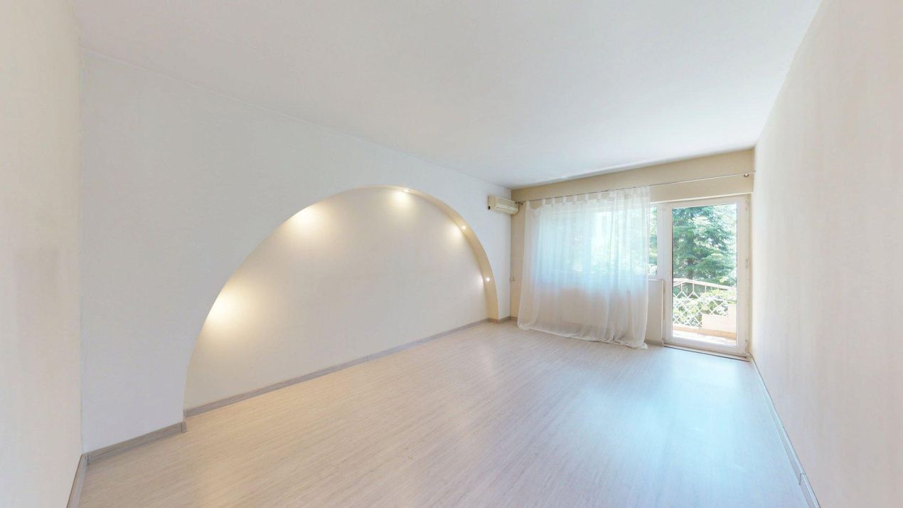 Vila cu 8 camere de vanzare  / teren 840 mp.  -  Prelungirea Ghencea – fotografia 11 din 33