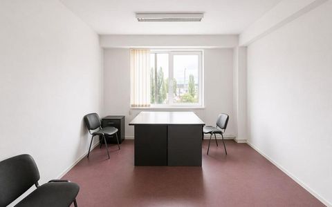 Cladire de birouri cu spatiu de productie de vanzare, Oradea, Bihor