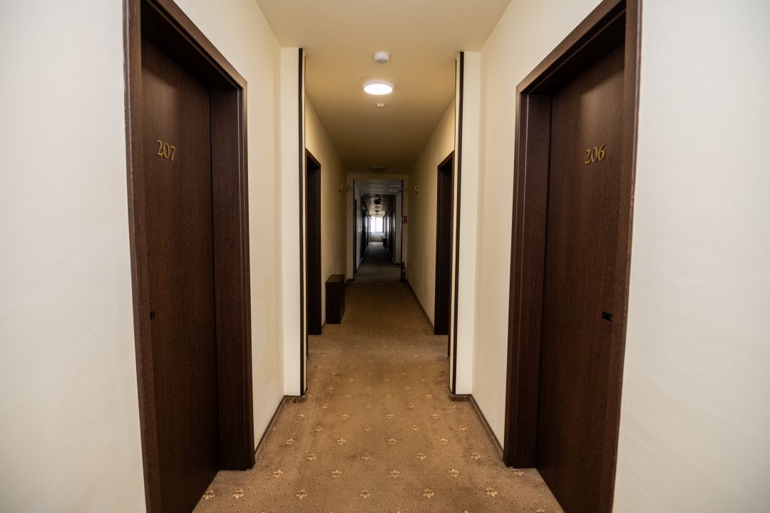 Hotel Miky Arad de vanzare | Investitie cu utilizari multiple | 42 camere cazare – fotografia 7 din 66