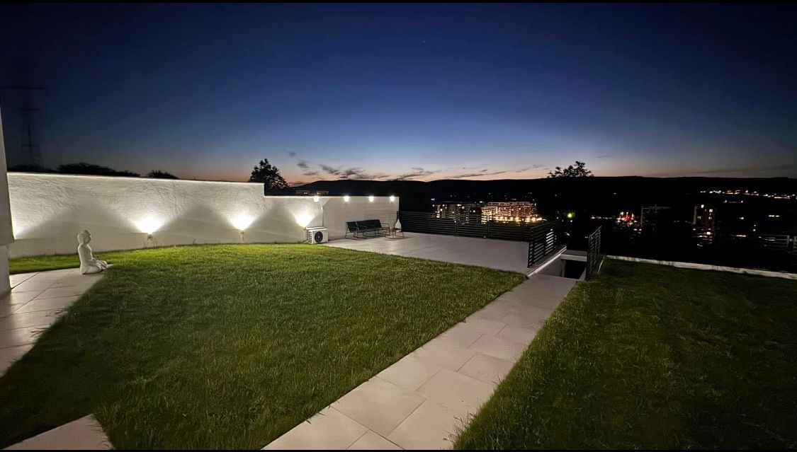 Casă individuală cu panoramă | curte 500 mp | garaj  | VIVO – fotografia 2 din 11