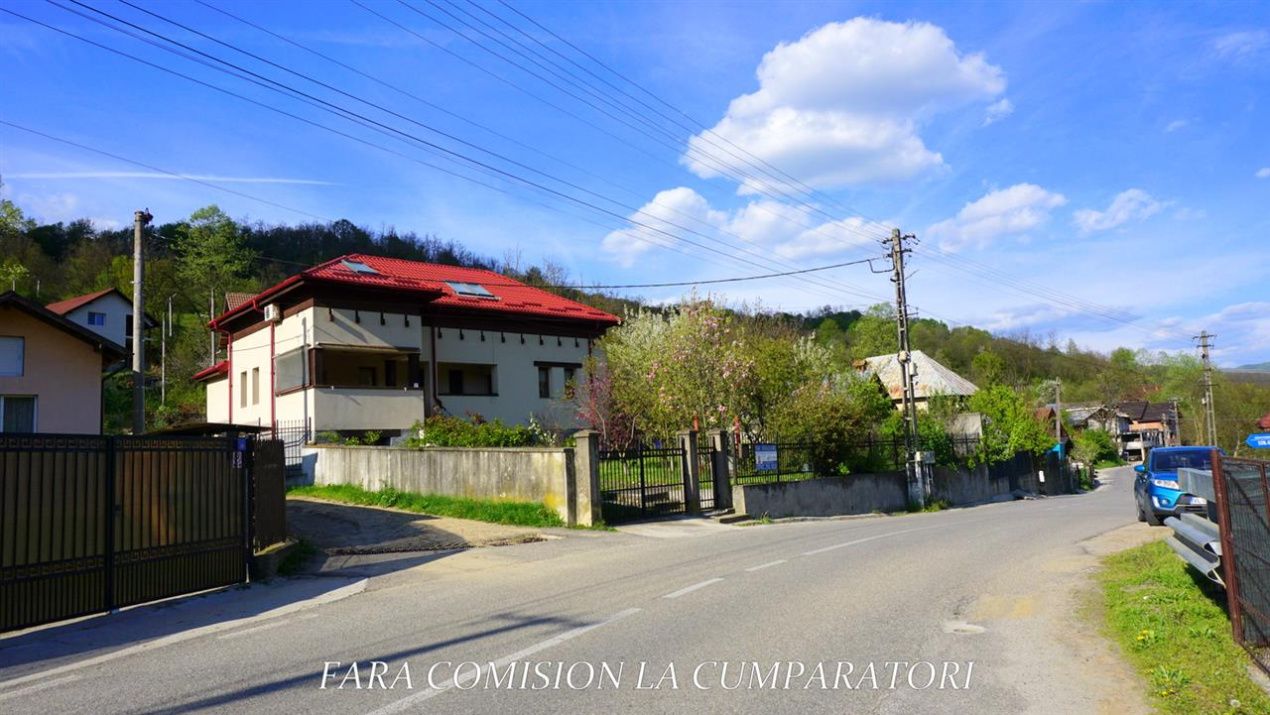 ELEGANTA SI LINISTE LA CATIVA PASI DE STATIUNILE VALCENE – fotografia 30 din 30