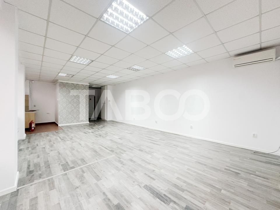 Cladire de Birouri finisata de vanzare zona The Office – fotografia 3 din 7