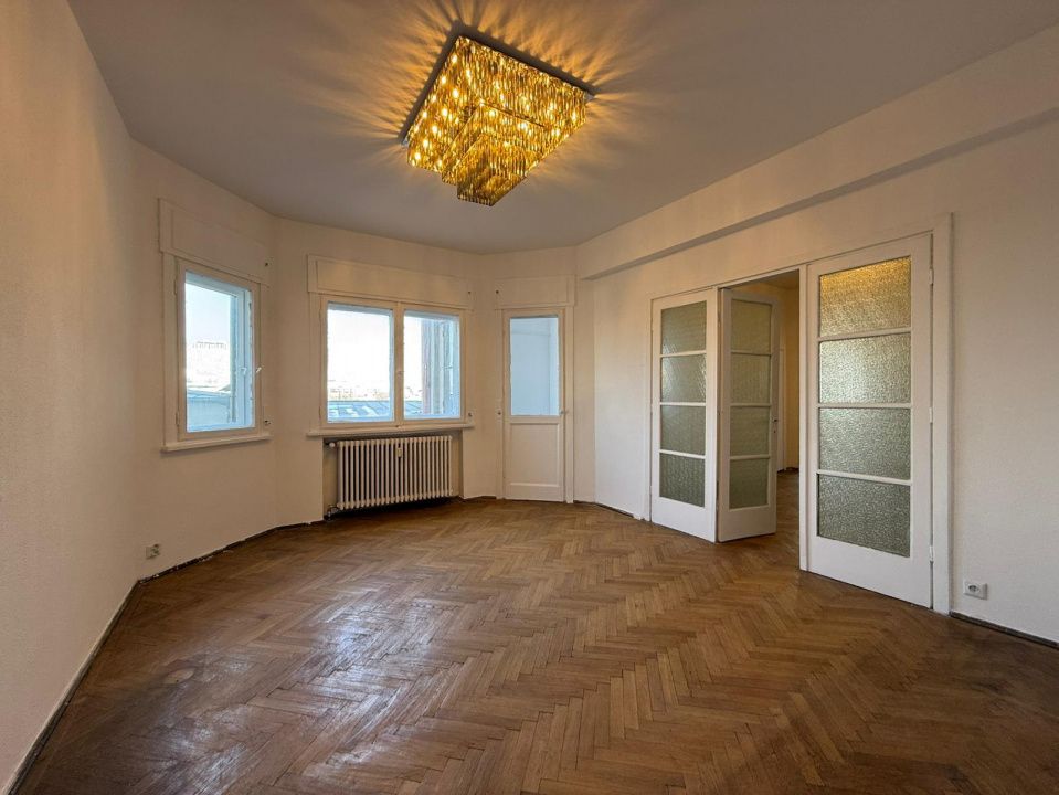 Închiriere spatiu de birouri 4 camere – Romana – fotografia 2 din 8