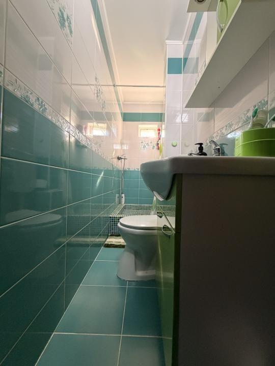 Apartament 4 camere, decomandat, 70 mp utili, boxa, etaj 3 - Soarelui – fotografia 9 din 14