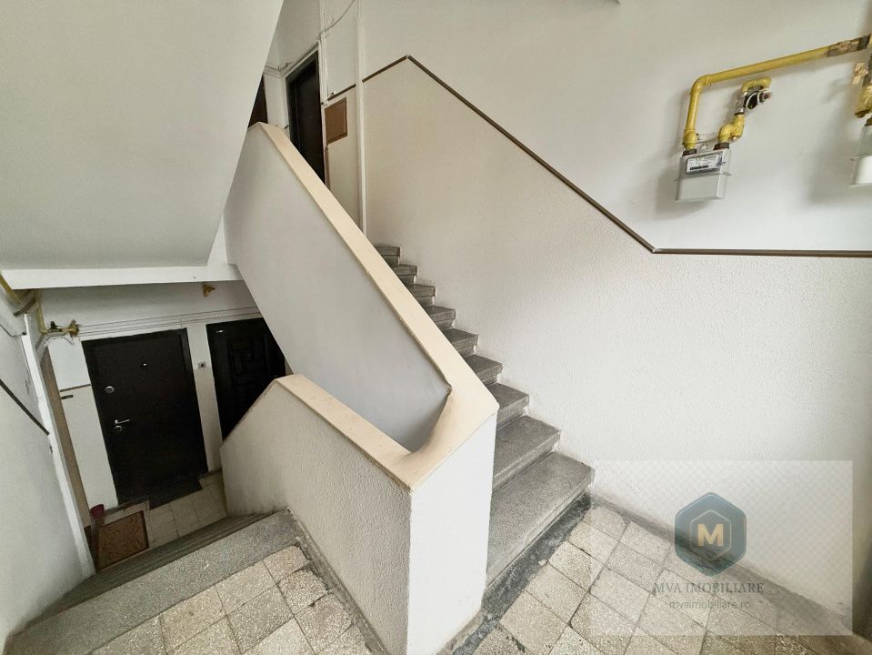 Metrou Lujerului - ap. 3 camere - necesita renovare completa – fotografia 17 din 21