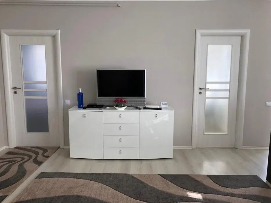 Apartament de inchiriat 59mp zona Vivo Center – fotografia 3 din 8