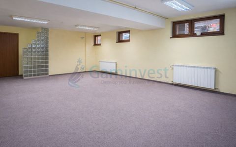 Cladire pentru birouri, cabinete sau spatiu comercial ultracentral, Oradea
