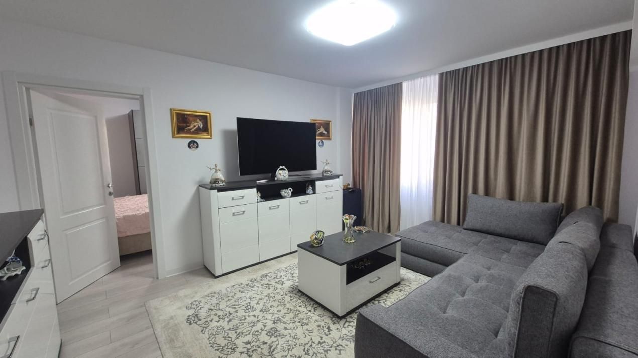 Apartament 3 camere – ultracentral Pitești | renovat complet | parcare inclusa – fotografia 8 din 14
