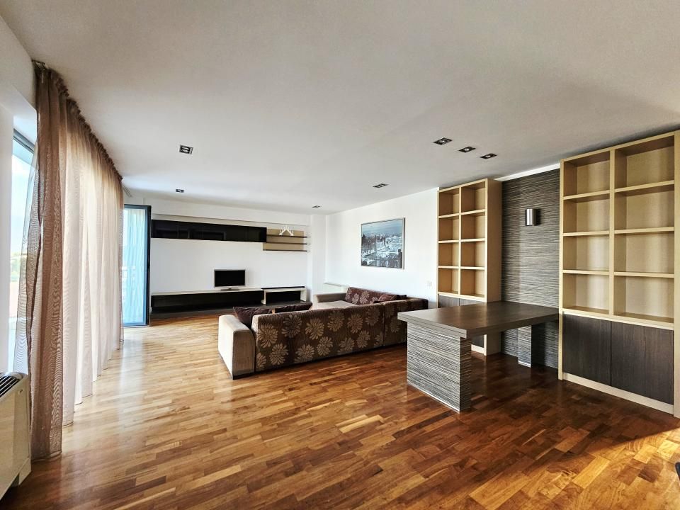 Iancu Nicolae/Bloc Boutique/ 4 camere de vanzare – fotografia 1 din 18