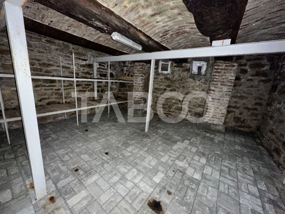 Casa familiala pentru locuit sau vacanta , spatioasa si confortabila . – fotografia 16 din 16