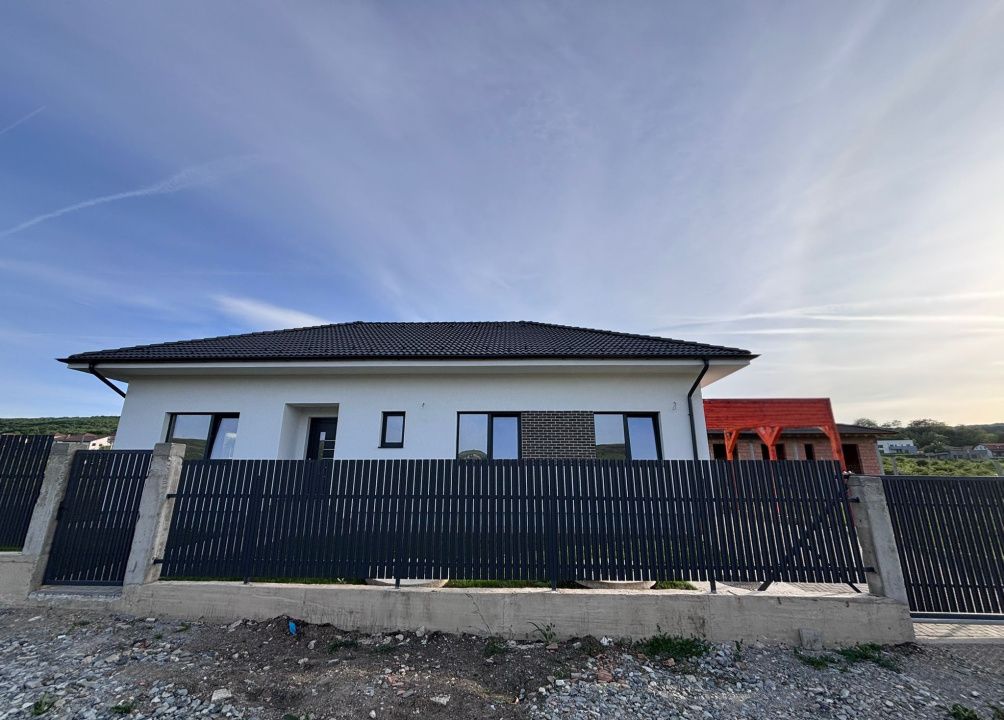 Casa eficienta energetic, noua, cu CF si pod mansardabil – fotografia 8 din 19