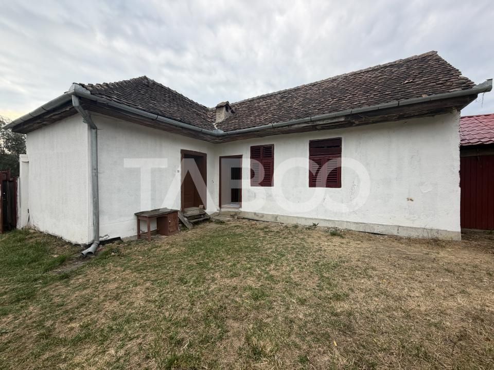 Casa de vacanta 3 camere anexa 720 m teren in Jibert Judetul Brasov – fotografia 2 din 9