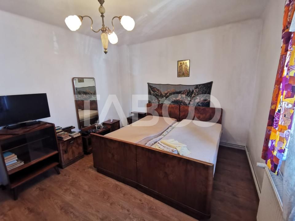 Casa cu 2 camere decomandate 335 mp teren in zona Parcul Tineretului – fotografia 6 din 14