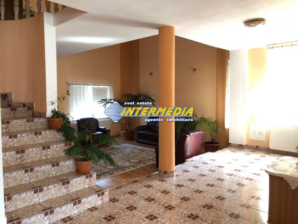 Casa deosebita  D+P+E de vanzare CETATE cu 900 mp. teren – fotografia 15 din 20