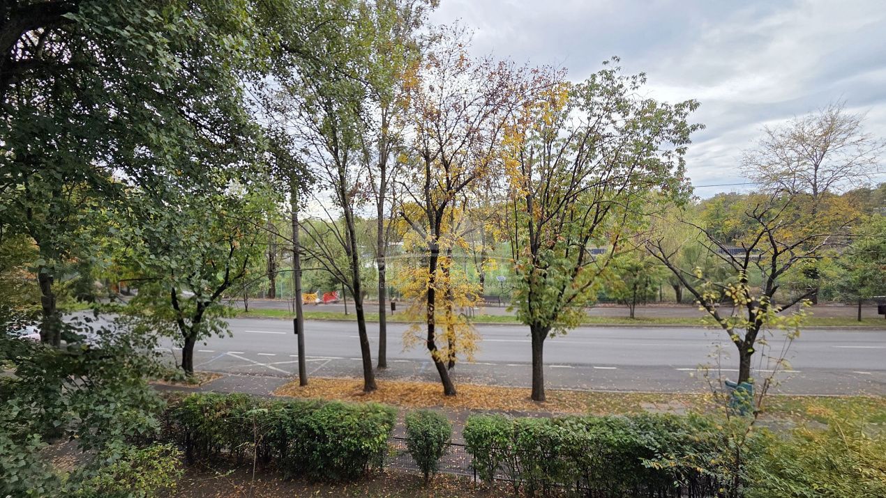 Inchiriere apartament 4 camere Baneasa Parcul Herastrau – fotografia 1 din 12