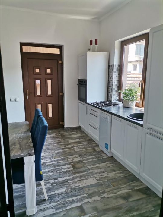 Casa idividuala, 5 camere, 160 mp, 250 mp teren, 4 parcari, zona Tautiului! – fotografia 3 din 8