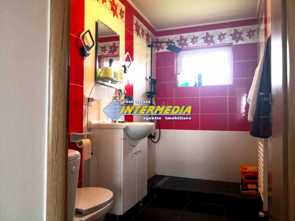 Casa Ciugud 4 camere COMISION ZERO cumparare cu garaj teren 453 mp. finisata – fotografia 11 din 13