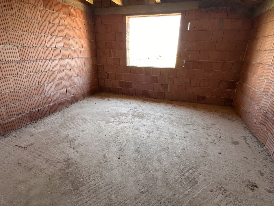 Casa noua la Rosu cu 4 camere teren aferent 386 mp cu toate utilitatile – fotografia 7 din 11