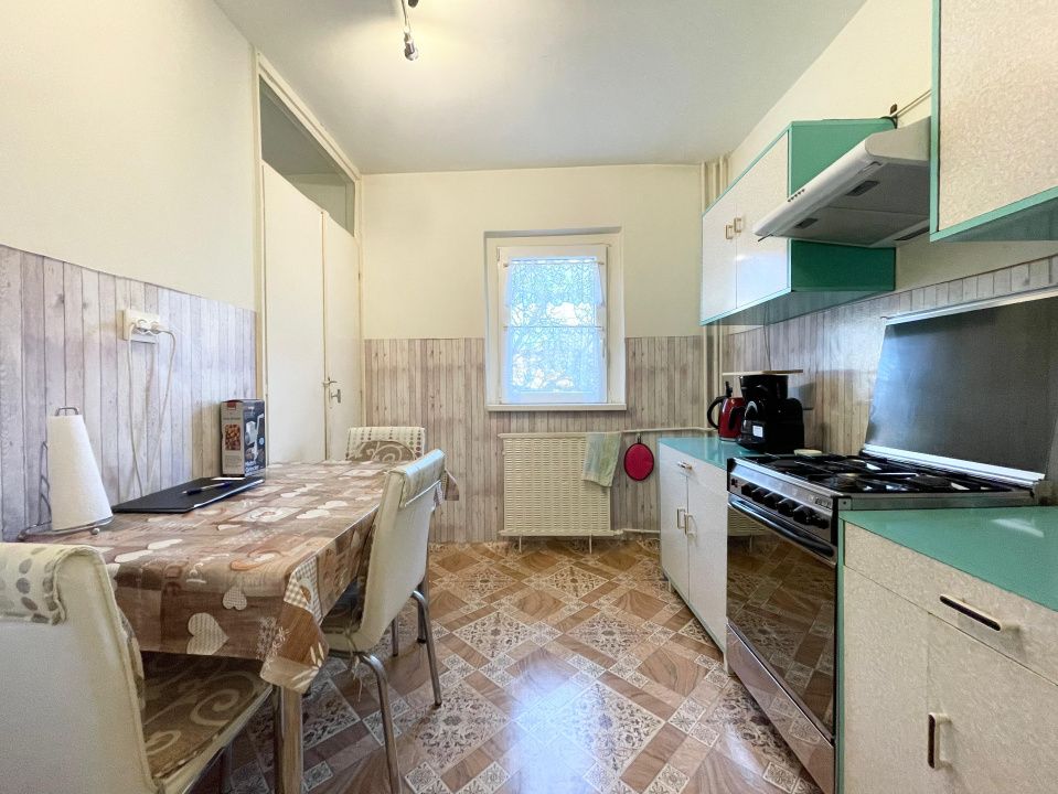 Apartament 3 camere, 2 bai, etaj 2 - Girocului – fotografia 8 din 12