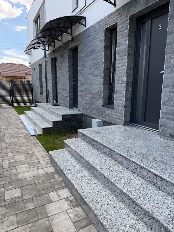 APARTAMENT NOU ÎNCHIRIERE – CENTRU, PRIMA ÎNCHIRIERE, MOBILAT, UTILAT, PARCARE – fotografia 9 din 18