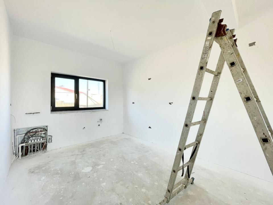 Duplex 80mp utili si 274mp teren la cheie - Mosnita Noua – fotografia 5 din 12
