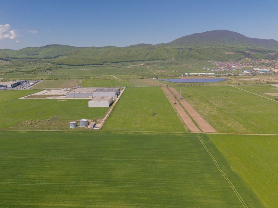 Teren industrial 20.000 mp langa WDP Industrial Park Codlea | 43 €/mp – fotografia 4 din 10