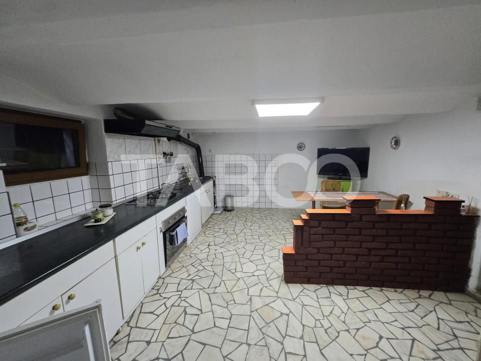 Casa individuala de vanzare 120mp 4 camere si curte 1310mp Gusterita – fotografia 5 din 42