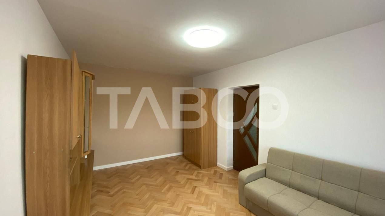 Apartament decomandat de inchiriat 2 camere 56 mpu si balcon 6 mp – fotografia 2 din 7
